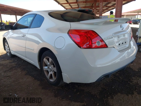 2009 Nissan Altima S z VIN 1N4AL24E99C188516, wystawiony jako IAAI lot #42128770 z przebiegiem 172 666 mil mil oraz . Historia ofert i sprzedaży dostępna na DreamBid. Obrazek 3.