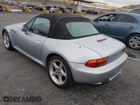 1997 BMW 3 Series 2.8L with VIN 4USCJ3320VLC06608, listed as a IAAI auction lot 41544601 with 79,966 mi miles. Bid and sale history available at carsss.com. Image 3.