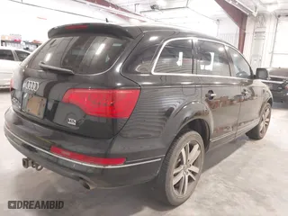 2011 Audi Q7 3.0L TDI Premium Plus with VIN WA1LMAFE4BD001149, listed as a IAAI auction lot 42035843 with 140,911 mi miles. Bid and sale history available at carsss.com. Image 4.