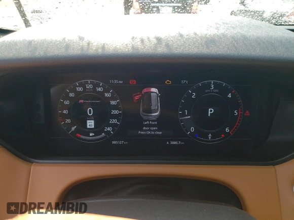 2018 Land Rover Range Rover Velar R-Dynamic HSE with VIN SALYM2RN5JA752895, listed as a Copart auction lot 68044503 with 85,127 mi miles. Bid and sale history available at carsss.com. Image 9.