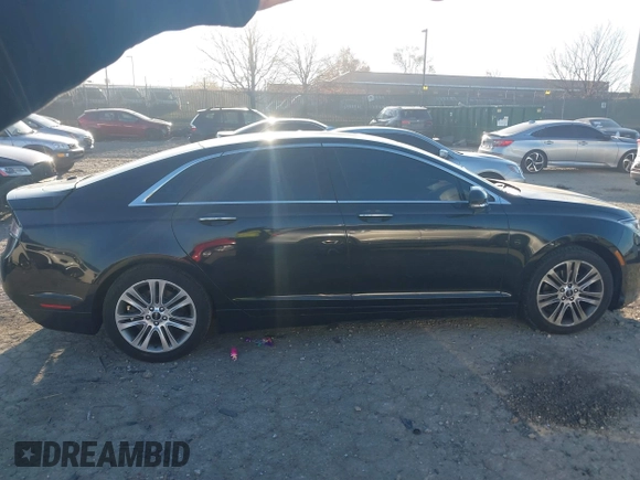 2016 Lincoln MKZ with VIN 3LN6L2G98GR601230, listed as a IAAI auction lot 40869401 with 80,107 mi miles. Bid and sale history available at carsss.com. Image 13.