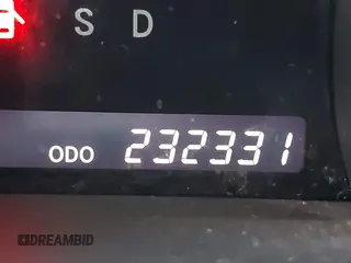 2011 Toyota Highlander z VIN 5TDBK3EH2BS042799, wystawiony jako IAAI lot #39900598 z przebiegiem 232 331 mil mil oraz . Historia ofert i sprzedaży dostępna na DreamBid. Obrazek 16.