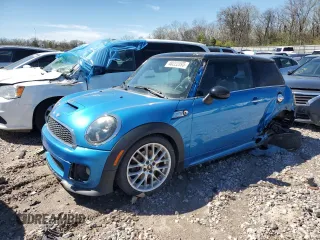 2012 MINI Hardtop S with VIN WMWSV3C54CTY19922, listed as a Copart auction lot 48222395 with 129,699 mi miles and Salvage Title. Bid and sale history available at DreamBid. Image 1.