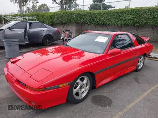 1990 Toyota Supra с VIN JT2MA71M3L0141506, выставлен на аукционе IAAI как лот 42342303 с пробегом 133 391 миль миль и . История ставок и продаж доступна на DreamBid. Изображение 2.