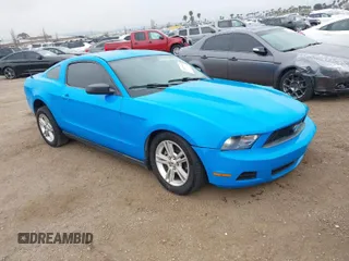 2010 Ford Mustang V6 with VIN 1ZVBP8AN9A5157640, listed as a IAAI auction lot 41873148 with 147,969 mi miles. Bid and sale history available at carsss.com. Image 1.