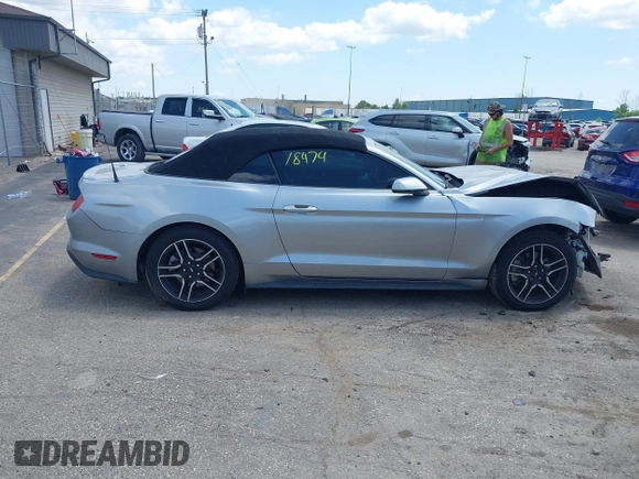 2020 Ford Mustang EcoBoost z VIN 1FATP8UH6L5106537, wystawiony jako IAAI lot #42518474 z przebiegiem 86 971 mil mil oraz . Historia ofert i sprzedaży dostępna na DreamBid. Obrazek 13.