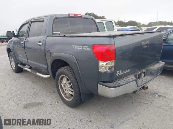2007 Toyota Tundra Limited z VIN 5TBEV58197S459237, wystawiony jako IAAI lot #41852184 z przebiegiem 339 929 mil mil oraz . Historia ofert i sprzedaży dostępna na DreamBid. Obrazek 3.