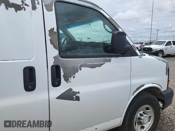 2010 Chevrolet Express Cargo with VIN 1GCZGFBA7A1166586, listed as a IAAI auction lot 42670844 with 161,614 mi miles and . Bid and sale history available at DreamBid. Image 12.