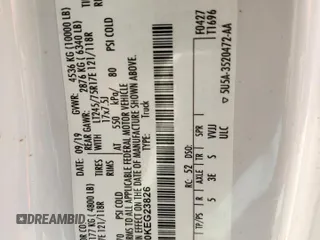 2019 Ford F-250 XL z VIN 1FT7X2B60KEG23826, wystawiony jako Copart lot #57651295 z przebiegiem 77 803 mil mil oraz Szkoda całkowita • Salvage title. Historia ofert i sprzedaży dostępna na DreamBid. Obrazek 13.