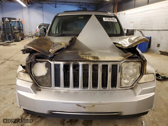 2009 Jeep Liberty Limited with VIN 1J8GN58K39W537063, listed as a Copart auction lot 41483495 with 0 mi miles and Salvage Title. Bid and sale history available at carsss.com. Image 5.