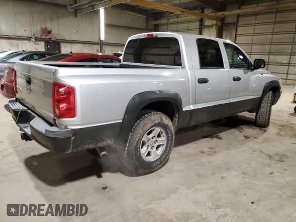 2007 Dodge Dakota SLT with VIN 1D7HW48K97S181294, listed as a Copart auction lot 87062964 with 110,490 mi miles and Salvage Title. Bid and sale history available at carsss.com. Image 3.