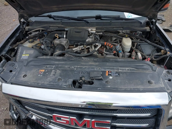 2015 GMC Sierra 2500HD SLT with VIN 1GT12ZE87FF552599, listed as a IAAI auction lot 40054977 with 146,190 mi miles and . Bid and sale history available at DreamBid. Image 10.