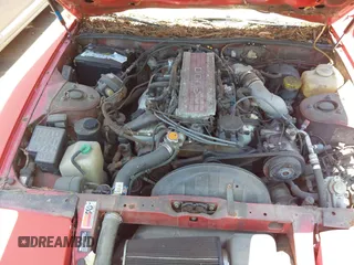 1986 Nissan 300ZX z VIN JN1HZ14S4GX164916, wystawiony jako IAAI lot #42295717 z przebiegiem 254 114 mil mil oraz . Historia ofert i sprzedaży dostępna na DreamBid. Obrazek 10.