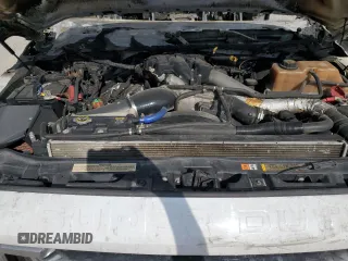 2011 Ford F-250 XL z VIN 1FT7W2BT7BEB36258, wystawiony jako Copart lot #52615025 z przebiegiem Nie podano mil oraz Nie do naprawy • Non repairable. Historia ofert i sprzedaży dostępna na DreamBid. Obrazek 11.