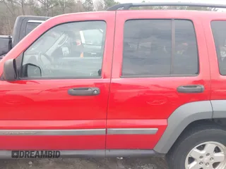 2005 Jeep Liberty Sport with VIN 1J4GL48KX5W540134, listed as a IAAI auction lot 41763890 with 191,262 mi miles. Bid and sale history available at carsss.com. Image 14.