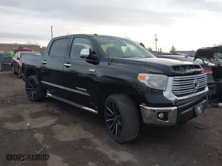 2017 Toyota Tundra 4WD Limited with VIN 5TFHW5F13HX653553, listed as a IAAI auction lot 41898133 with 140,981 mi miles. Bid and sale history available at carsss.com. Image 1.