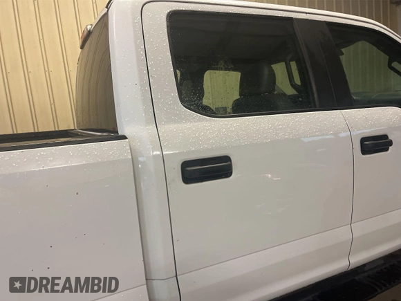 2019 Ford F-250 XL z VIN 1FT7W2B68KEF37148, wystawiony jako IAAI lot #42569097 z przebiegiem 201 085 mil mil oraz . Historia ofert i sprzedaży dostępna na DreamBid. Obrazek 29.
