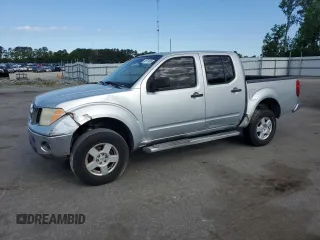 2007 Nissan Frontier SE z VIN 1N6AD07U47C427219, wystawiony jako Copart lot #55701435 z przebiegiem 266 574 mil mil oraz Czysty tytuł • Clean title. Historia ofert i sprzedaży dostępna na DreamBid. Obrazek 1.