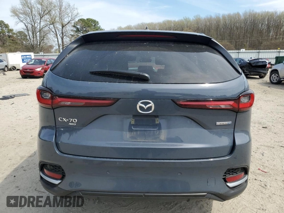 2025 Mazda CX-70 Premium Plus с VIN JM3KJEHA7S1106448, выставлен на аукционе Copart как лот 50820565 с пробегом 14 889 миль миль и Списание • Salvage title. История ставок и продаж доступна на DreamBid. Изображение 6.