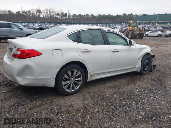 2012 Infiniti M37 with VIN JN1BY1AR6CM392969, listed as a IAAI auction lot 42021761 with 213,718 mi miles. Bid and sale history available at carsss.com. Image 4.