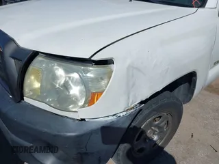 2006 Toyota Tacoma with VIN 5TENX22N86Z274786, listed as a IAAI auction lot 41852449 with 273,174 mi miles. Bid and sale history available at carsss.com. Image 6.