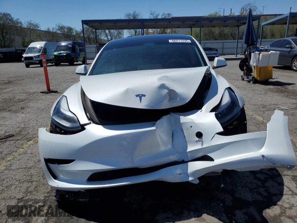 2023 Tesla Model 3 z VIN 5YJ3E1EA2PF578151, wystawiony jako Copart lot #56211295 z przebiegiem 19 590 mil mil oraz Szkoda całkowita • Salvage title. Historia ofert i sprzedaży dostępna na DreamBid. Obrazek 5.