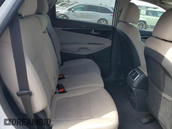 2019 Kia Sorento L with VIN 5XYPG4A37KG515522, listed as a Copart auction lot 49770705 with 102,188 mi miles and Salvage Title. Bid and sale history available at DreamBid. Image 11.