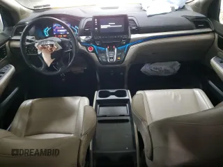 2021 Honda Odyssey Touring with VIN 5FNRL6H89MB003336, listed as a Copart auction lot 50392735 with 68,390 mi miles and Salvage Title. Bid and sale history available at carsss.com. Image 8.
