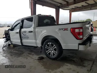 2021 Ford F-150 XL с VIN 1FTEW1CPXMFC92133, выставлен на аукционе Copart как лот 55935845 с пробегом 84 244 миль миль и На запчасти • Non repairable. История ставок и продаж доступна на DreamBid. Изображение 2.