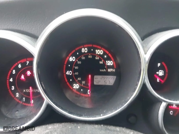 2008 Pontiac Vibe with VIN 5Y2SL65848Z410471, listed as a IAAI auction lot 41741501 with 299,999 mi miles. Bid and sale history available at carsss.com. Image 7.