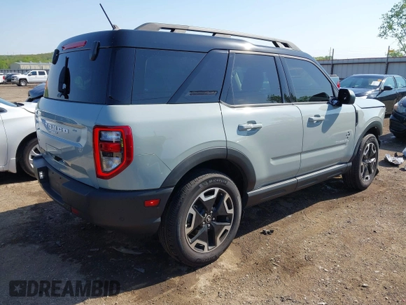 2023 Ford Bronco Sport Outer Banks with VIN 3FMCR9C6XPRD60485, listed as a IAAI auction lot 42007056 with 6,194 mi miles and . Bid and sale history available at DreamBid. Image 4.