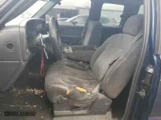 2001 Chevrolet Silverado 1500 LS with VIN 2GCEC19V111175185, listed as a Copart auction lot 44200645 with 188,146 mi miles and Salvage Title. Bid and sale history available at carsss.com. Image 7.