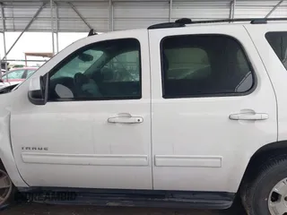 2013 Chevrolet Tahoe LS with VIN 1GNSCAE05DR276326, listed as a IAAI auction lot 41894489 with 173,183 mi miles and . Bid and sale history available at DreamBid. Image 15.