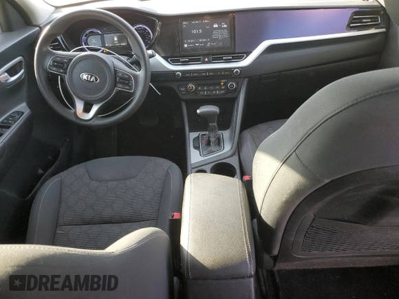 2020 Kia Niro LXS with VIN KNDCB3LC2L5361638, listed as a Copart auction lot 83003044 with 77,944 mi miles and Salvage Title. Bid and sale history available at carsss.com. Image 8.