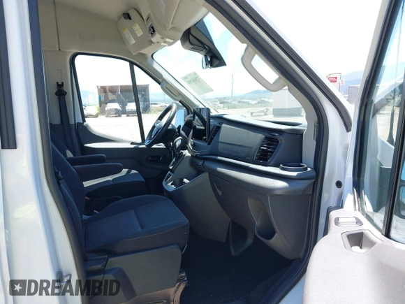 2022 Ford Transit Passenger XL with VIN 1FBAX2C83NKA19834, listed as a IAAI auction lot 42616998 with 49,880 mi miles and . Bid and sale history available at DreamBid. Image 5.
