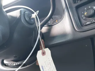 2003 Chevrolet Silverado 1500 LS с VIN 1GCEK19T53E154861, выставлен на аукционе IAAI как лот 42319205 с пробегом 289 893 миль миль и . История ставок и продаж доступна на DreamBid. Изображение 11.