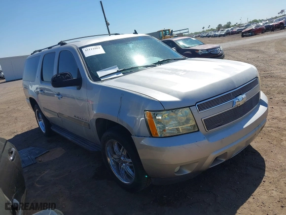 2007 Chevrolet Suburban LT with VIN 1GNFC16J87J230680, listed as a IAAI auction lot 42111804 with 1 mi miles. Bid and sale history available at carsss.com. Image 1.