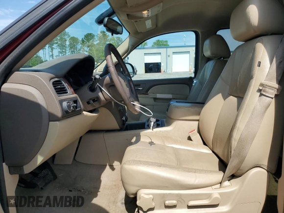 2013 Chevrolet Tahoe LT with VIN 1GNSCBE02DR303732, listed as a Copart auction lot 56175795 with 239,100 mi miles and Salvage title. Bid and sale history available at DreamBid. Image 7.
