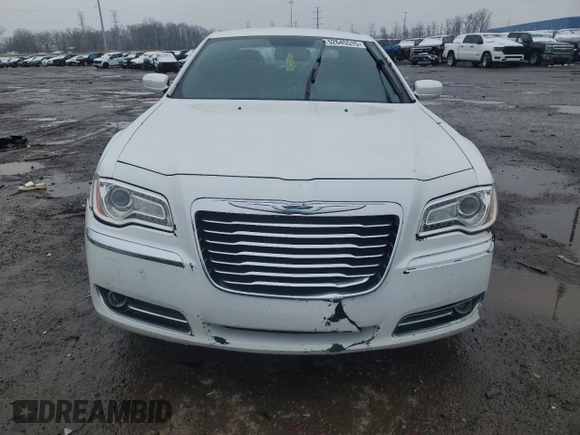 2011 Chrysler 300 Limited with VIN 2C3CA5CG5BH557683, listed as a Copart auction lot 52645515 with 200,470 mi miles and Clean Title. Bid and sale history available at carsss.com. Image 5.