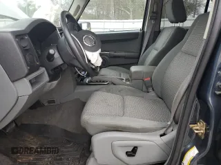 2007 Jeep Commander Sport with VIN 1J8HH48P37C655131, listed as a Copart auction lot 44223735 with 108,610 mi miles and Salvage Title. Bid and sale history available at carsss.com. Image 7.