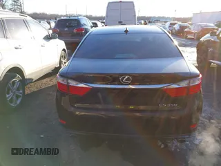 2013 Lexus ES 4dr Sdn with VIN JTHBK1GG9D2005248, listed as a IAAI auction lot 41300498 with 194,463 mi miles. Bid and sale history available at carsss.com. Image 16.