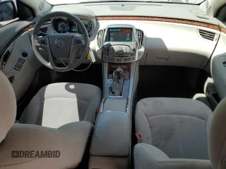 2013 Buick LaCrosse z VIN 1G4GA5E3XDF203438, wystawiony jako Copart lot #54271625 z przebiegiem 63 116 mil mil oraz Szkoda całkowita • Salvage title. Historia ofert i sprzedaży dostępna na DreamBid. Obrazek 8.