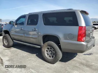 2008 GMC Yukon XL SLT with VIN 1GKFC16088R203521, listed as a Copart auction lot 45538025 with 136,944 mi miles and Salvage Title. Bid and sale history available at carsss.com. Image 2.