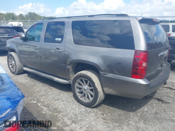 2007 Chevrolet Suburban LTZ with VIN 3GNFK16347G133031, listed as a IAAI auction lot 41955039 with 342,366 mi miles and . Bid and sale history available at DreamBid. Image 3.