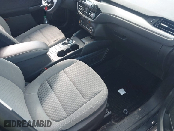 2020 Ford Escape SE z VIN 1FMCU0G63LUC26585, wystawiony jako IAAI lot #42332332 z przebiegiem 62 681 mil mil oraz . Historia ofert i sprzedaży dostępna na DreamBid. Obrazek 5.