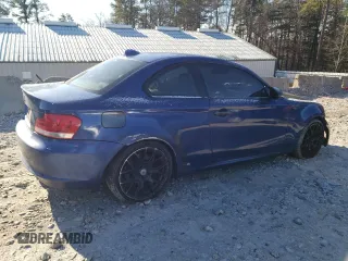 2009 BMW 1 Series 128i with VIN WBAUP73569VK76323, listed as a Copart auction lot 83401024 with 85,633 mi miles and Clean Title. Bid and sale history available at carsss.com. Image 3.