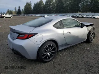 2024 Toyota GR86 with VIN JF1ZNBB19R9760940, listed as a Copart auction lot 83698454 with 36 mi miles and Salvage Title. Bid and sale history available at carsss.com. Image 3.