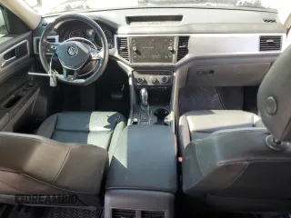 2018 Volkswagen Atlas SE with VIN 1V2CR2CA6JC575771, listed as a Copart auction lot 60574805 with 108,433 mi miles and Salvage title. Bid and sale history available at DreamBid. Image 8.
