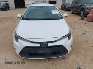 2023 Toyota Corolla LE z VIN 5YFB4MDE5PP013305, wystawiony jako IAAI lot #42344247 z przebiegiem 55 854 mil mil oraz . Historia ofert i sprzedaży dostępna na DreamBid. Obrazek 12.