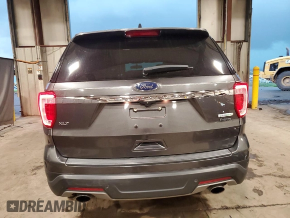 2018 Ford Explorer XLT с VIN 1FM5K7DH7JGC21530, выставлен на аукционе Copart как лот 63737465 с пробегом 89 295 миль миль и Списание • Salvage title. История ставок и продаж доступна на DreamBid. Изображение 6.